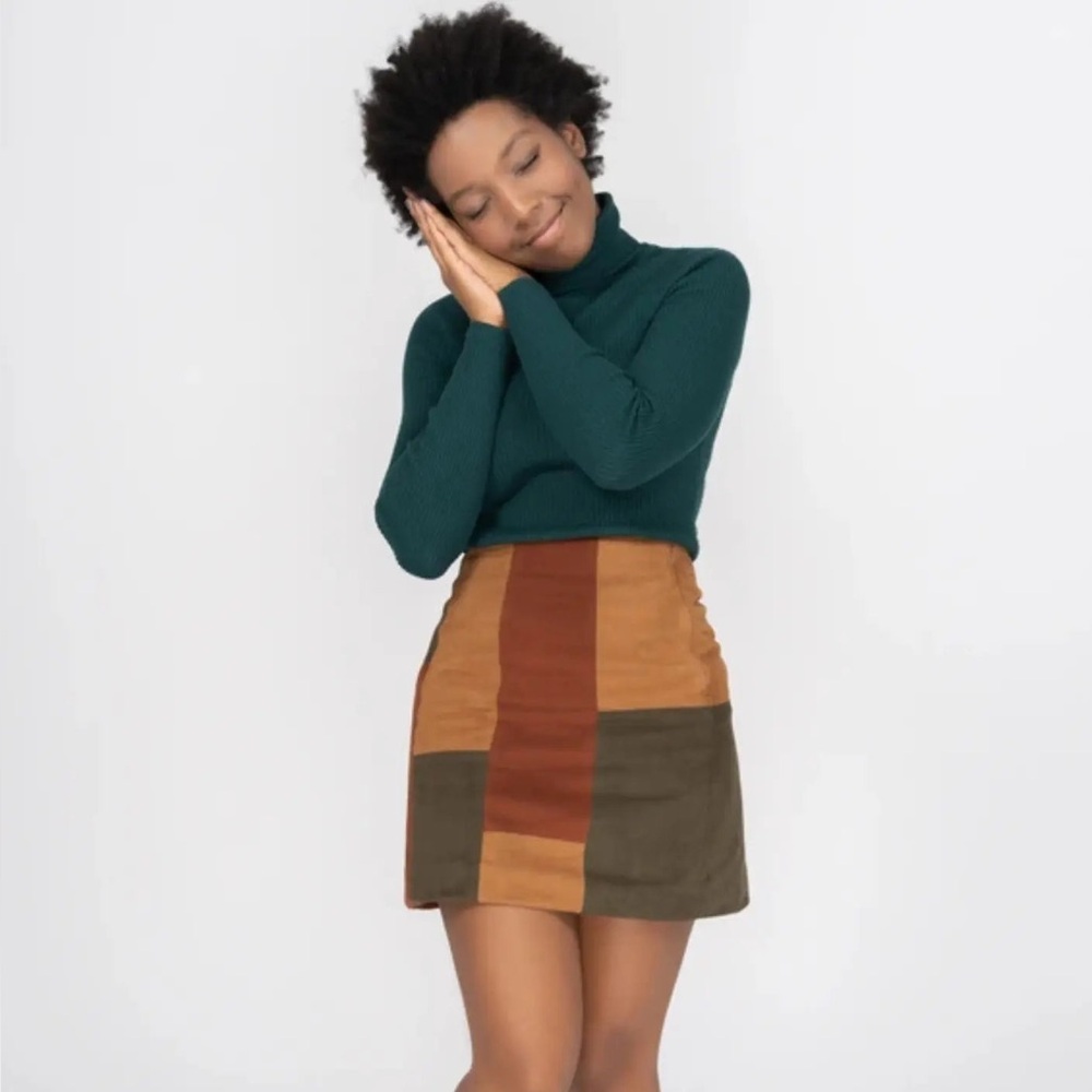 Amisu Earth Tone Colorblock Faux Suede Mini Skirt, 4